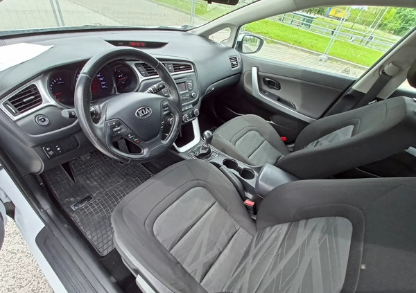 Kia Ceed cena 41900 przebieg: 145041, rok produkcji 2016 z Nisko małe 326